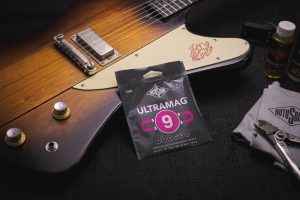 Rotosound Ultramag UM9 on Gibson Firebird guitar